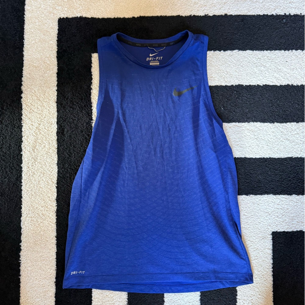 Nike Dri-Fit Work Out Tank Size M